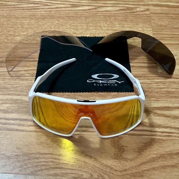Oakley Accessories Oakley Sutro Polarized Sunglasses Oo946 White Frame 2 Extra Lenses A Case